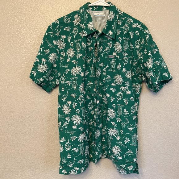 Columbia Other - Columbia Sportswear PFG Fishing Gear Island Santa Green Button-Up Shirt Size M